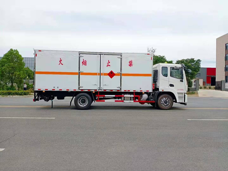 东风锦程国六6.8米易燃气体|液体|杂项厢式运输车厂家报价 